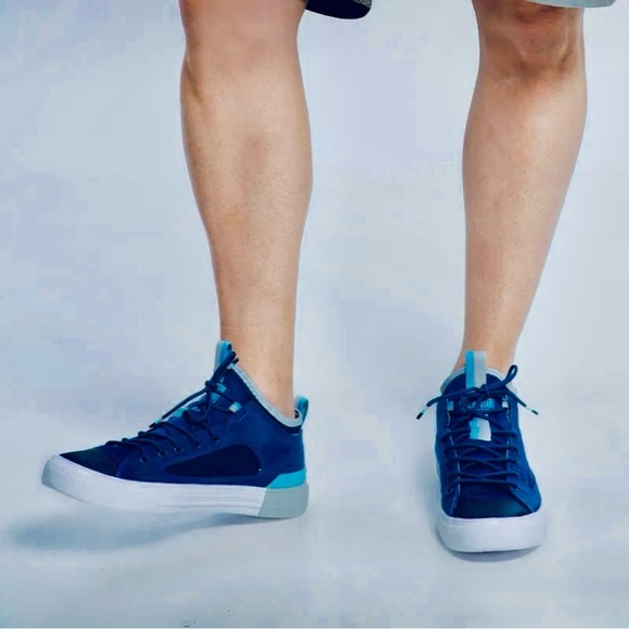 Mens Converse CTAS Navy Blue Ultra Lightweight Mid Top Sneakers Shoes Size 10 - Picture 3 of 11